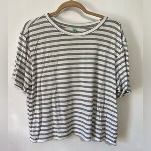 Honeydew Tee shirt size M